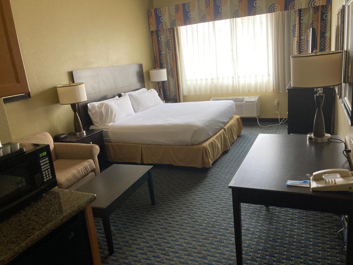 Fairfield By Marriott Inn & Suites Phoenix South Mountain Area ภายนอก รูปภาพ